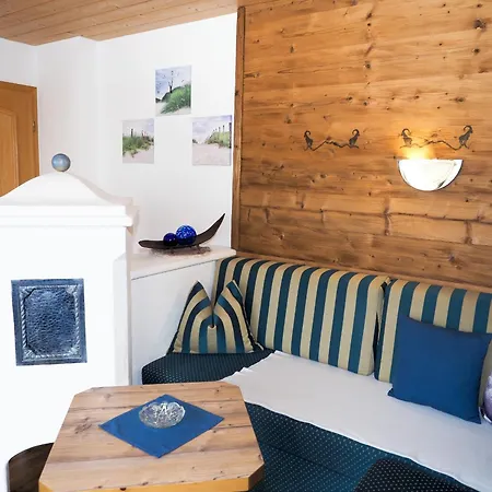 Haus Alpenflora Guest house