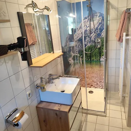 Haus Alpenflora Guest house